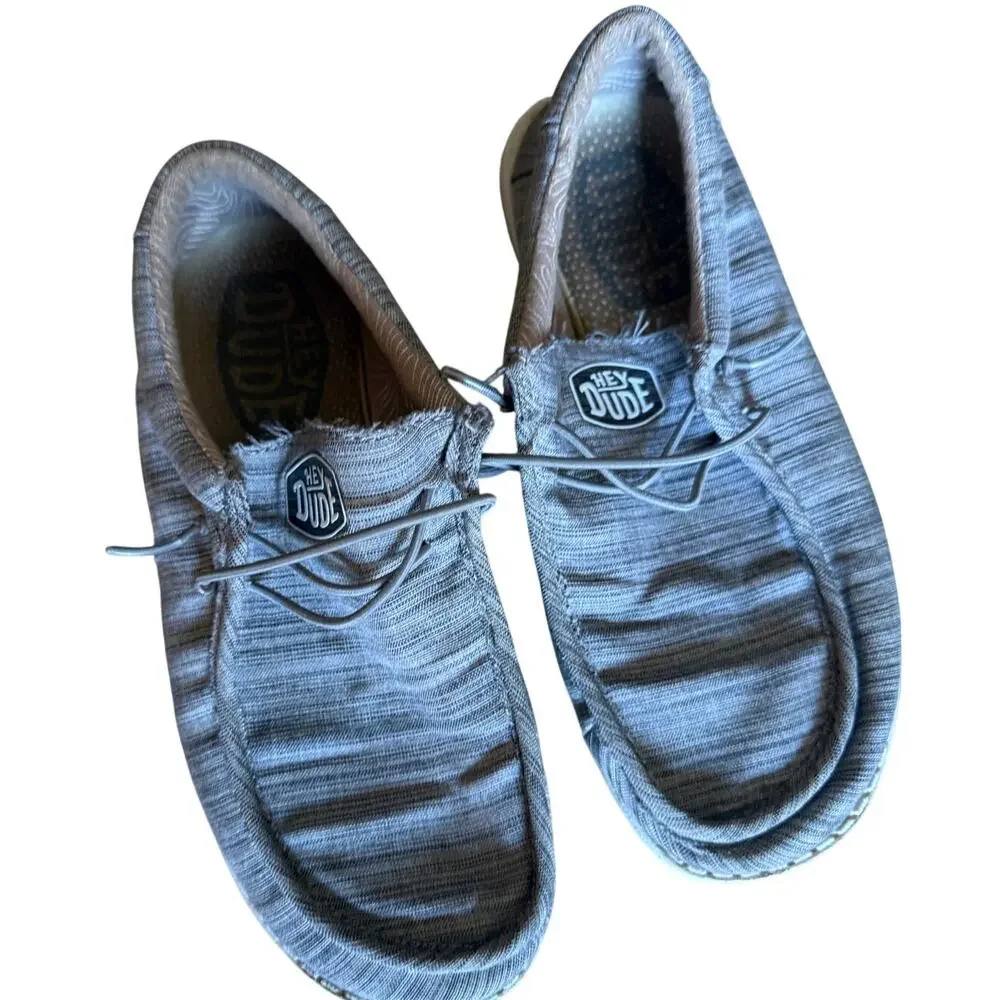 Hey Dude light grey size 6